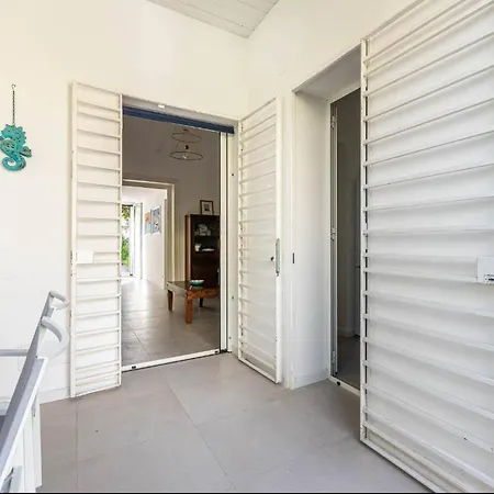 Abracadabra Hidden Garden Nyaraló