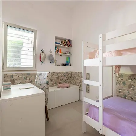 Abracadabra Hidden Garden Nyaraló Palermo